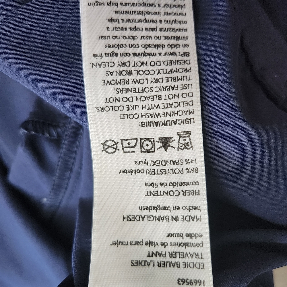 Eddie Bauer Women's Navy Cropped Pants - Picture 12 of 12